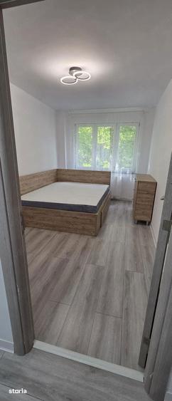 Apartament cu 2 camere decomandat, mobilat în Tei