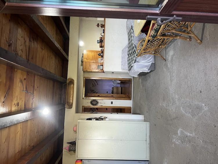 Casă cu 2 camere cu Teren 7500 Mp în Sulighete
