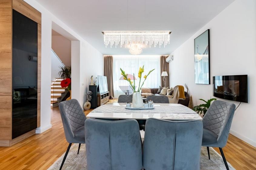 Casă individuală cu 5 camere cu Teren 452 Mp în Corbeanca