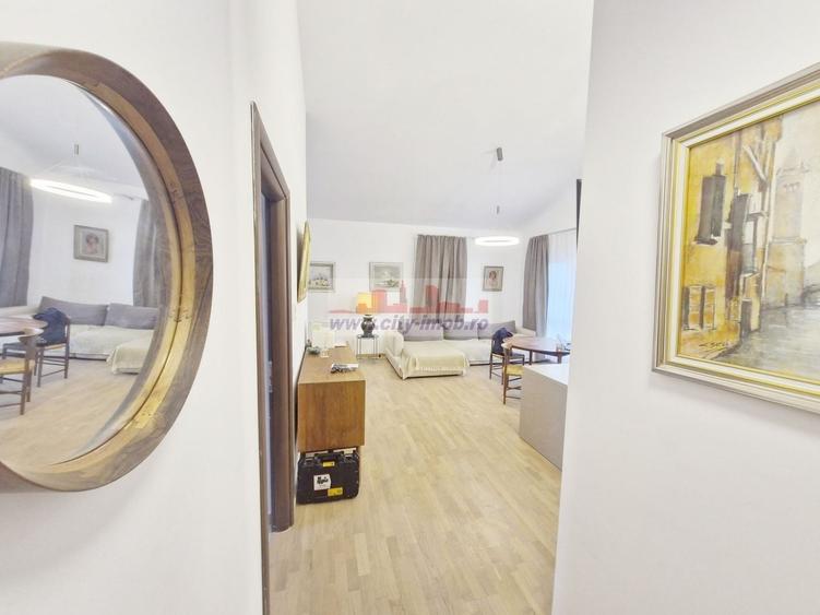 Apartament cu 2 camere decomandat în Băneasa