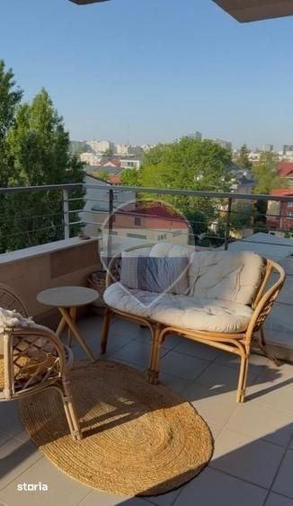 Apartament cu 3 camere în Tei
