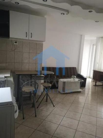 Apartament cu 3 camere decomandat în Mărăști