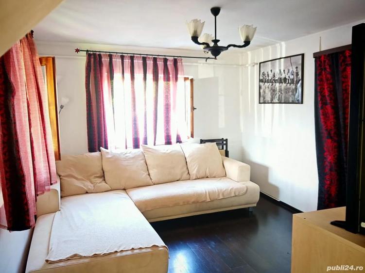 Casă cu Teren 1600 Mp în Central