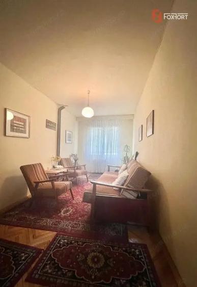 Apartament cu 4 camere semidecomandat, mobilat în Olimpia-Stadion