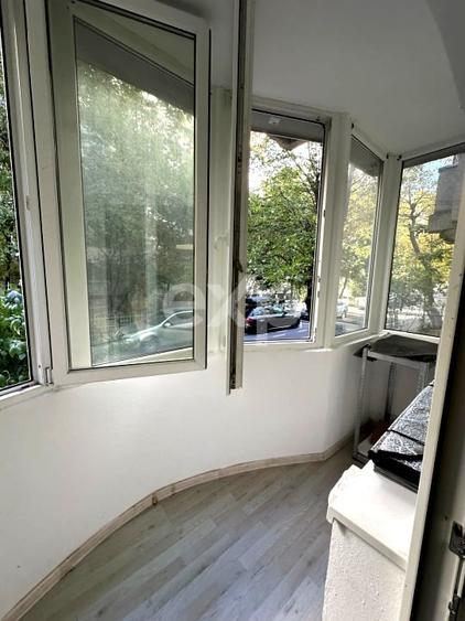 Apartament cu 3 camere decomandat, mobilat în Sebastian
