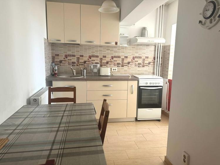 Apartament cu 2 camere decomandat, mobilat în Unirii