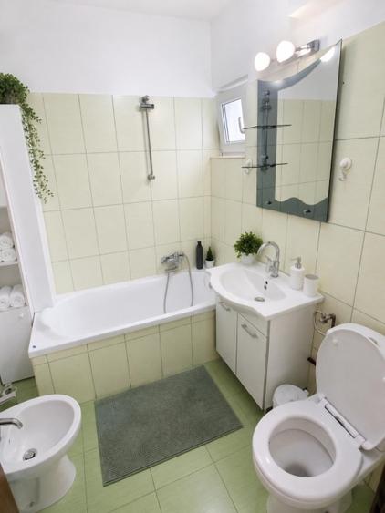 Apartament cu 3 camere decomandat, mobilat în Griviței