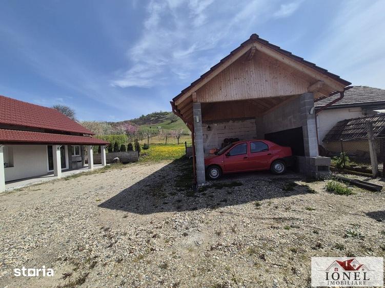 Casă cu 4 camere cu Canalizare în Central