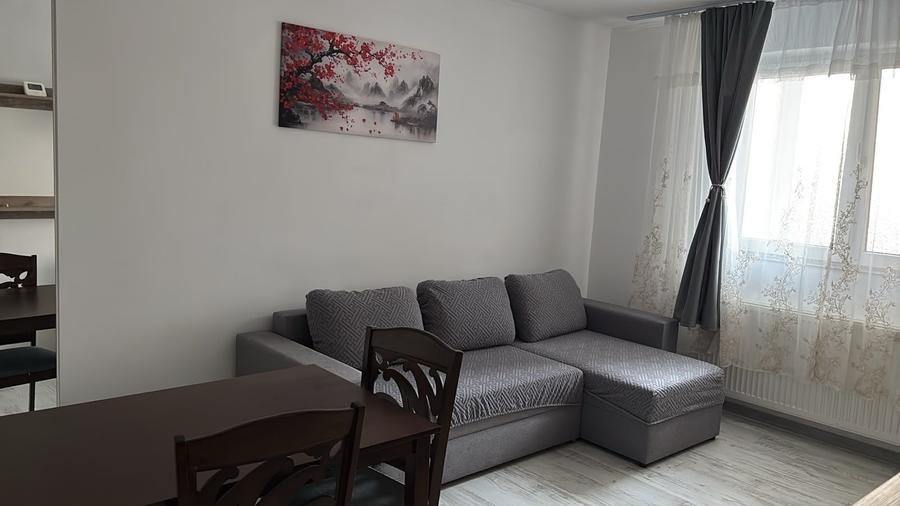 Apartament cu 3 camere decomandat în Drumul Carului