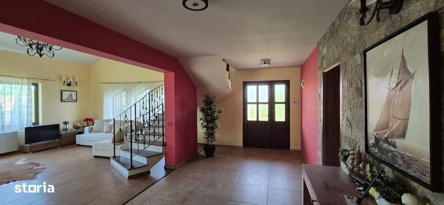 Casă cu 4 camere în Bozeni