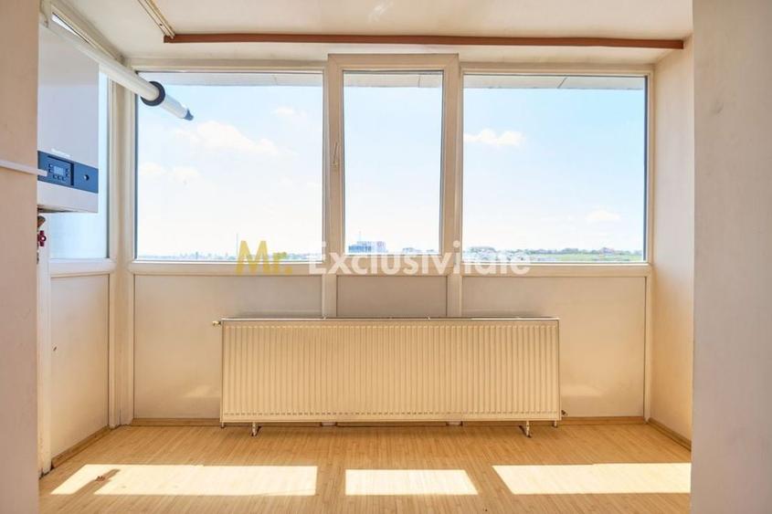 Apartament cu 4 camere decomandat în Craiovei