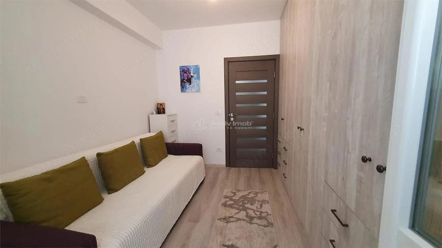 Apartament cu 3 camere decomandat în Poieni-Suceava