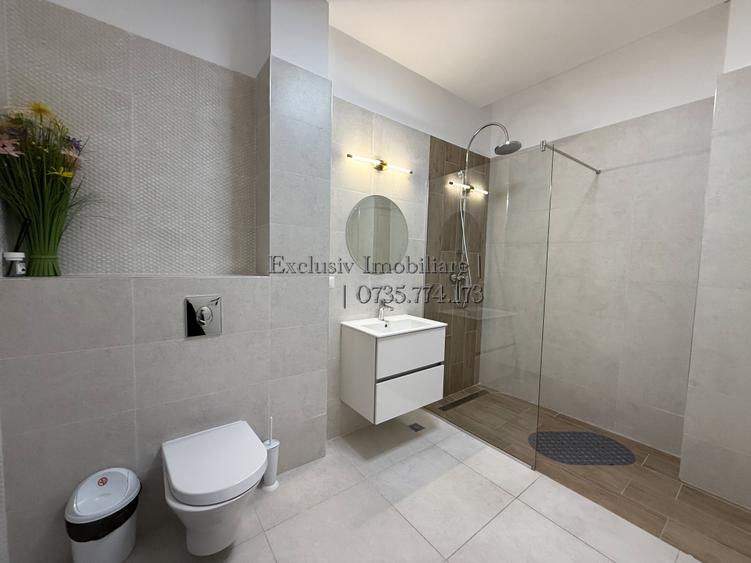 Apartament cu 2 camere decomandat, mobilat în Mamaia