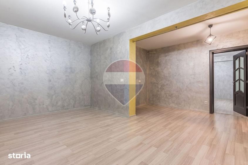 Apartament cu 3 camere semidecomandat în Valea Lupului