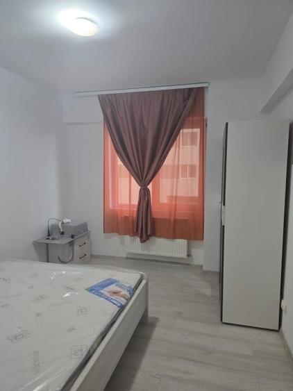 Apartament cu 2 camere decomandat, mobilat în Păcii