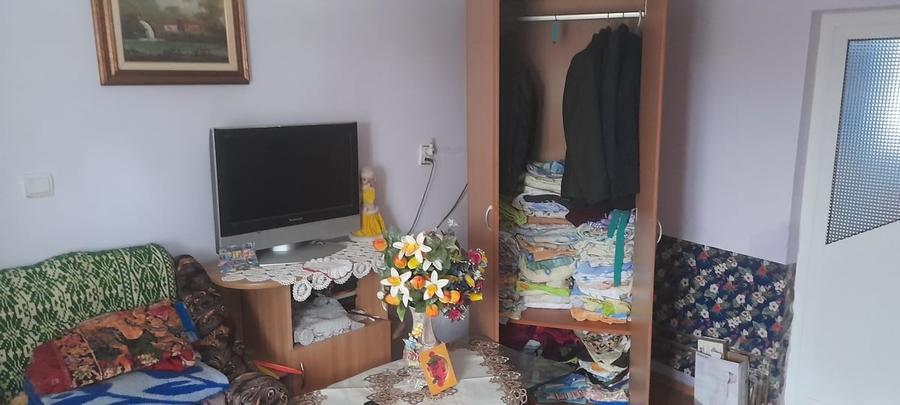 Casă individuală cu 6 camere cu Canalizare în Bechinești