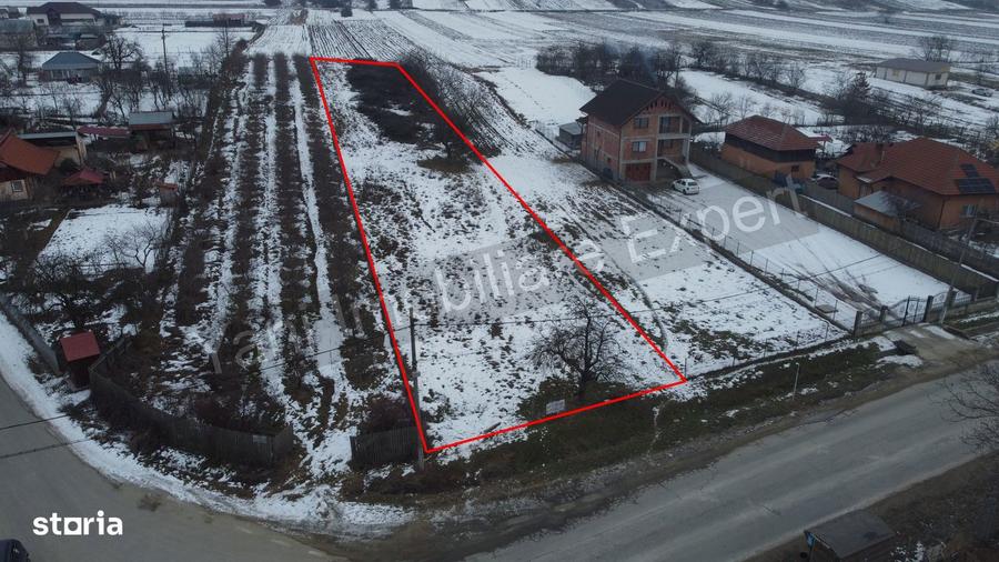 Teren de 2533 mp, în Tigveni