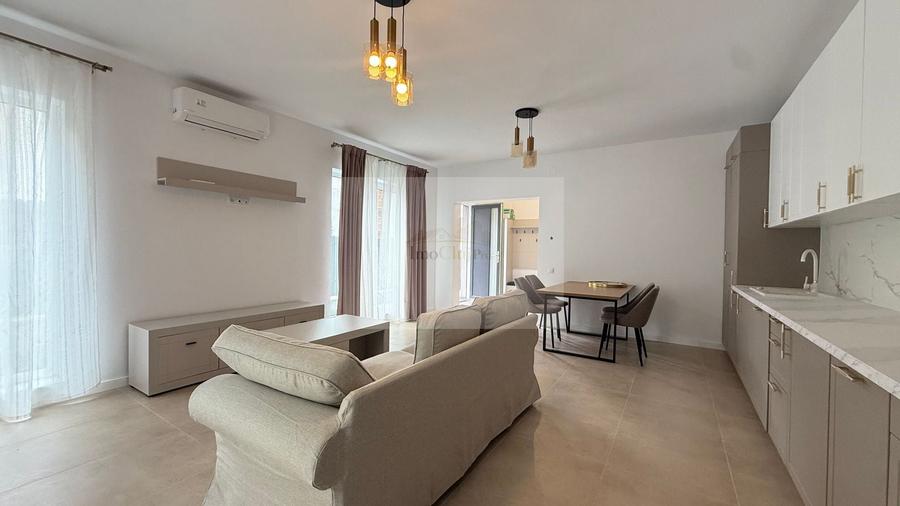 Duplex cu 4 camere cu Canalizare în Iris
