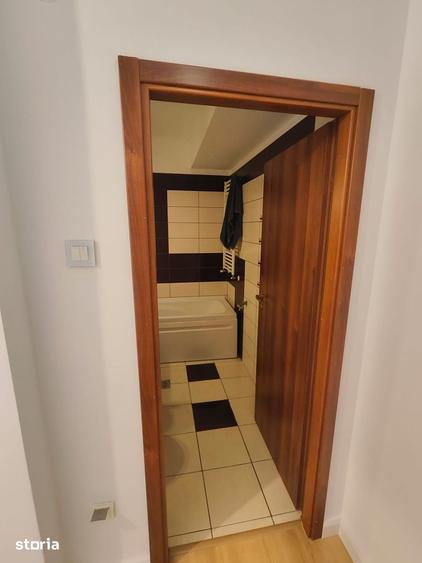 Apartament cu 3 camere decomandat în Tătărași