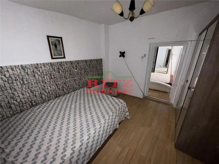 Casă cu 3 camere cu Teren 705 Mp în Piatra
