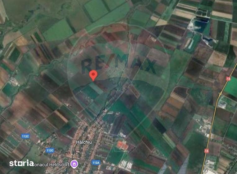 Teren de 3500 mp, în Hălchiu