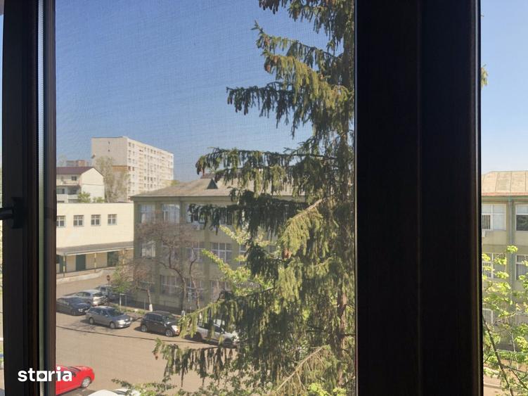 Apartament cu 2 camere în Podu Roș