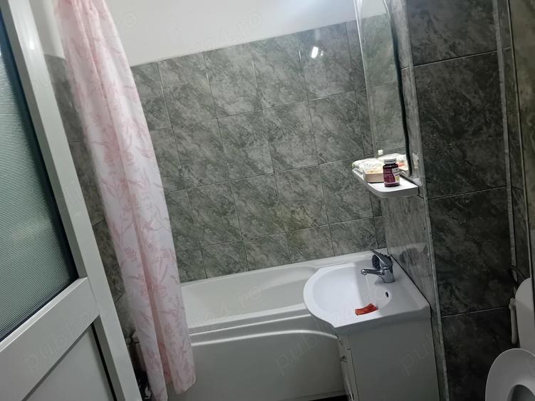 Garsonieră decomandată în Trivale