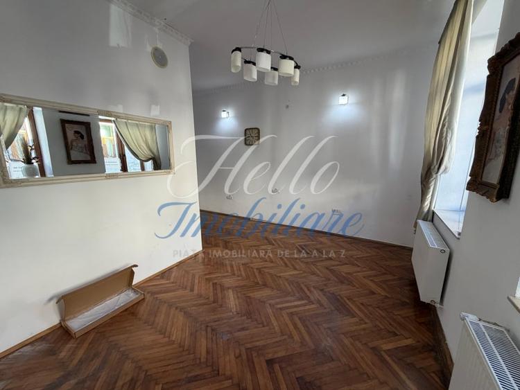 Spațiu comercial, de 170 mp, în Central