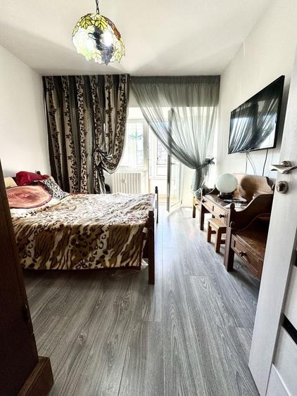 Apartament cu 2 camere decomandat, mobilat în Decebal