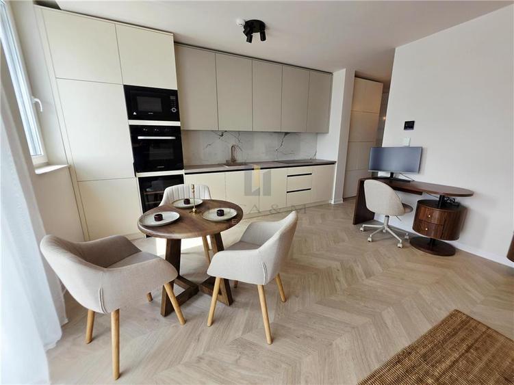 Apartament cu 2 camere decomandat, mobilat în Aradului