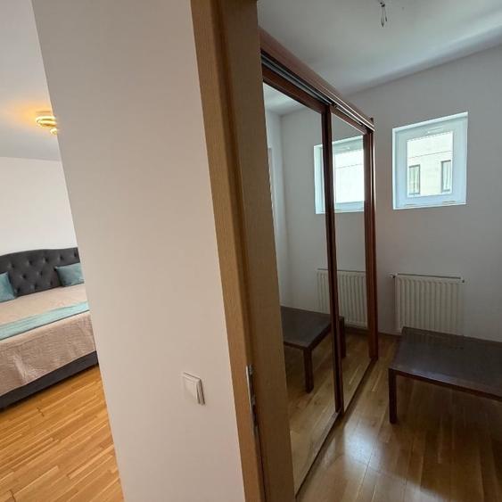 Apartament cu 2 camere decomandat, mobilat în Central