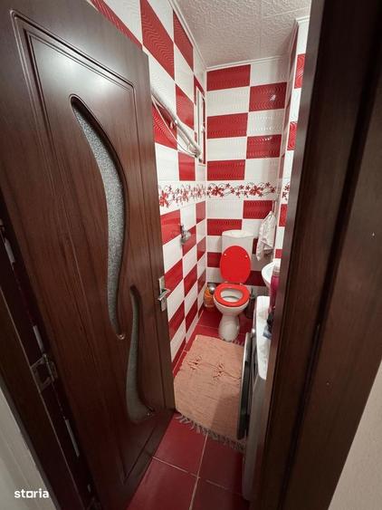 Apartament cu 3 camere în Decebal