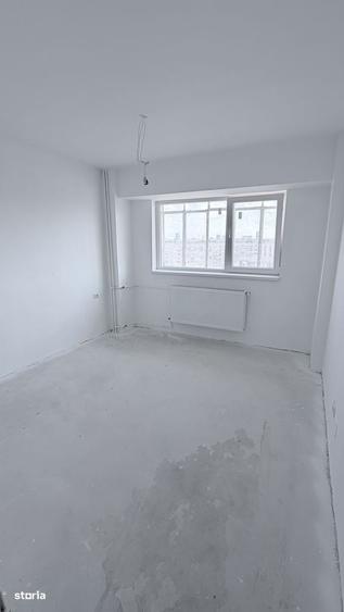 Apartament cu 3 camere în Crângași