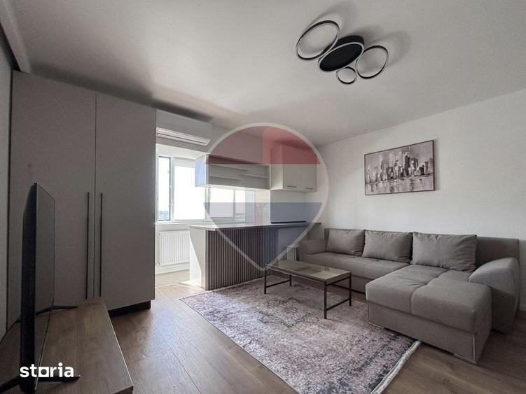 Apartament cu 3 camere în Delfinariu