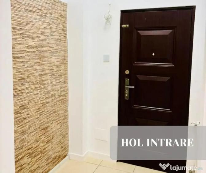 Apartament cu 3 camere semidecomandat în Romană