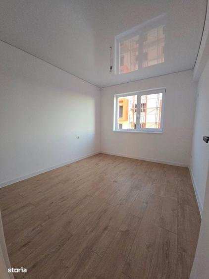 Apartament cu 3 camere decomandat în Dobroești