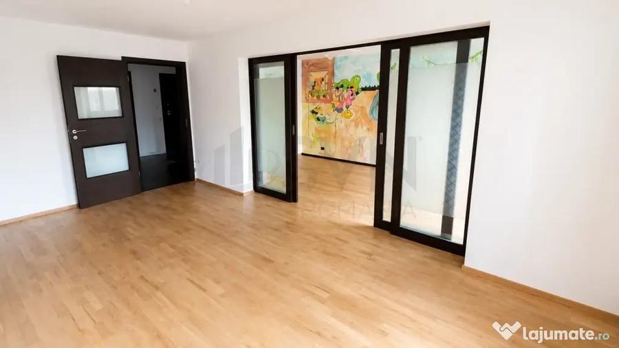 Apartament cu 4 camere decomandat în Crângași