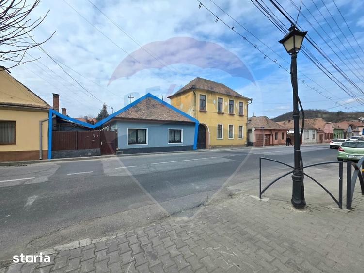 Casă cu 3 camere cu Teren 197 Mp în Central