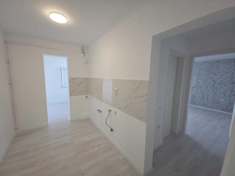 Apartament cu 2 camere decomandat în Trivale