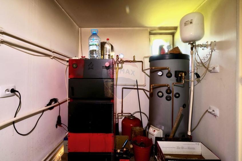 Casă individuală cu 3 camere cu Teren 2237 Mp în Poiana Horea