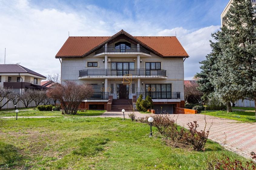 Casă individuală cu 18 camere cu Piscina în Brâncoveanu