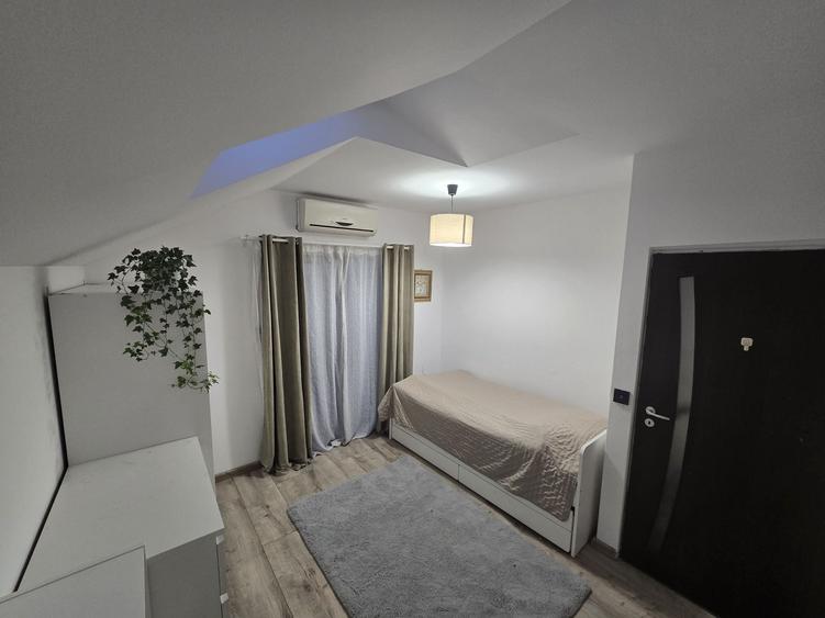 Casă cu 4 camere în Bucium