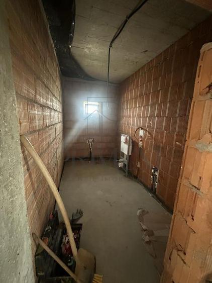 Duplex cu 3 camere cu Canalizare în Moșnița Nouă