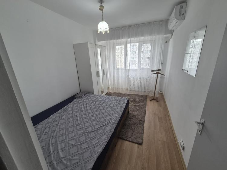 Apartament cu 3 camere decomandat în Basarab