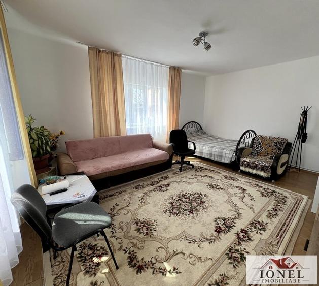 Casă individuală cu 3 camere cu Canalizare în Sântimbru