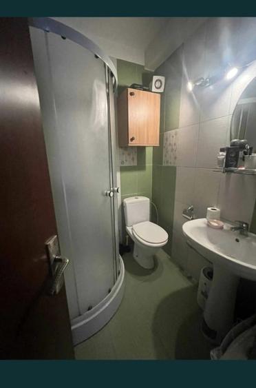 Casă cu 4 camere cu Canalizare în Tătărași