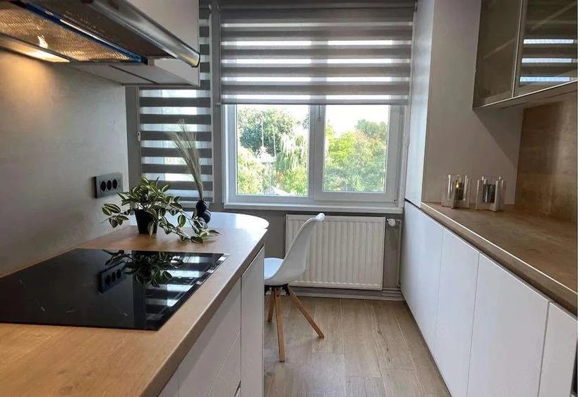 Apartament cu 2 camere decomandat în Ultracentral
