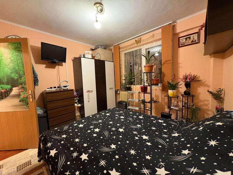 Apartament cu 2 camere decomandat în Lacul Tei
