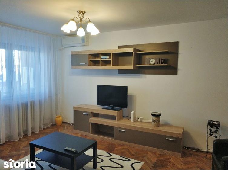 Apartament cu 2 camere, mobilat în Central