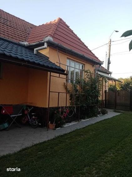 Casă cu 4 camere cu Teren 168 Mp în Ideciu de Jos